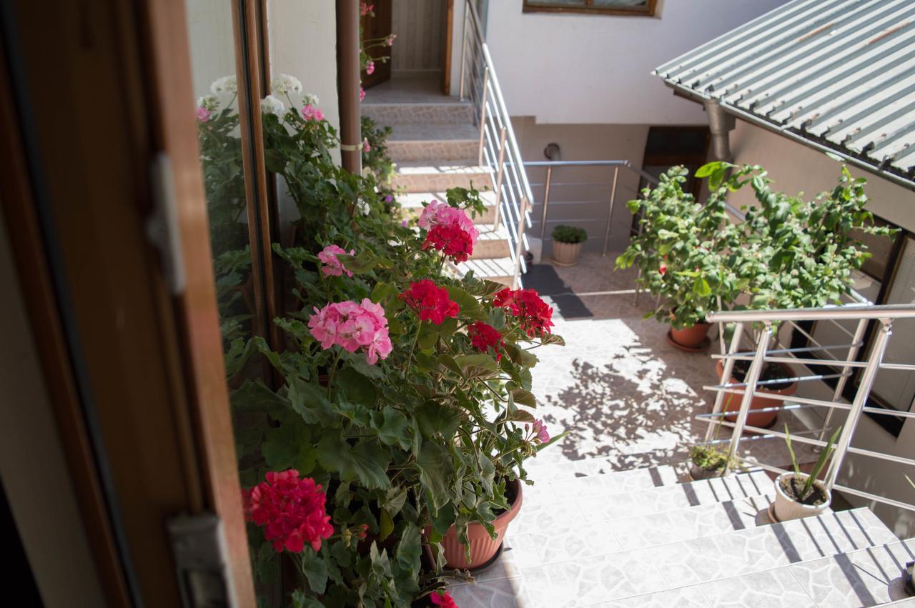 Guest House Byki Sveti Vlas Buitenkant foto